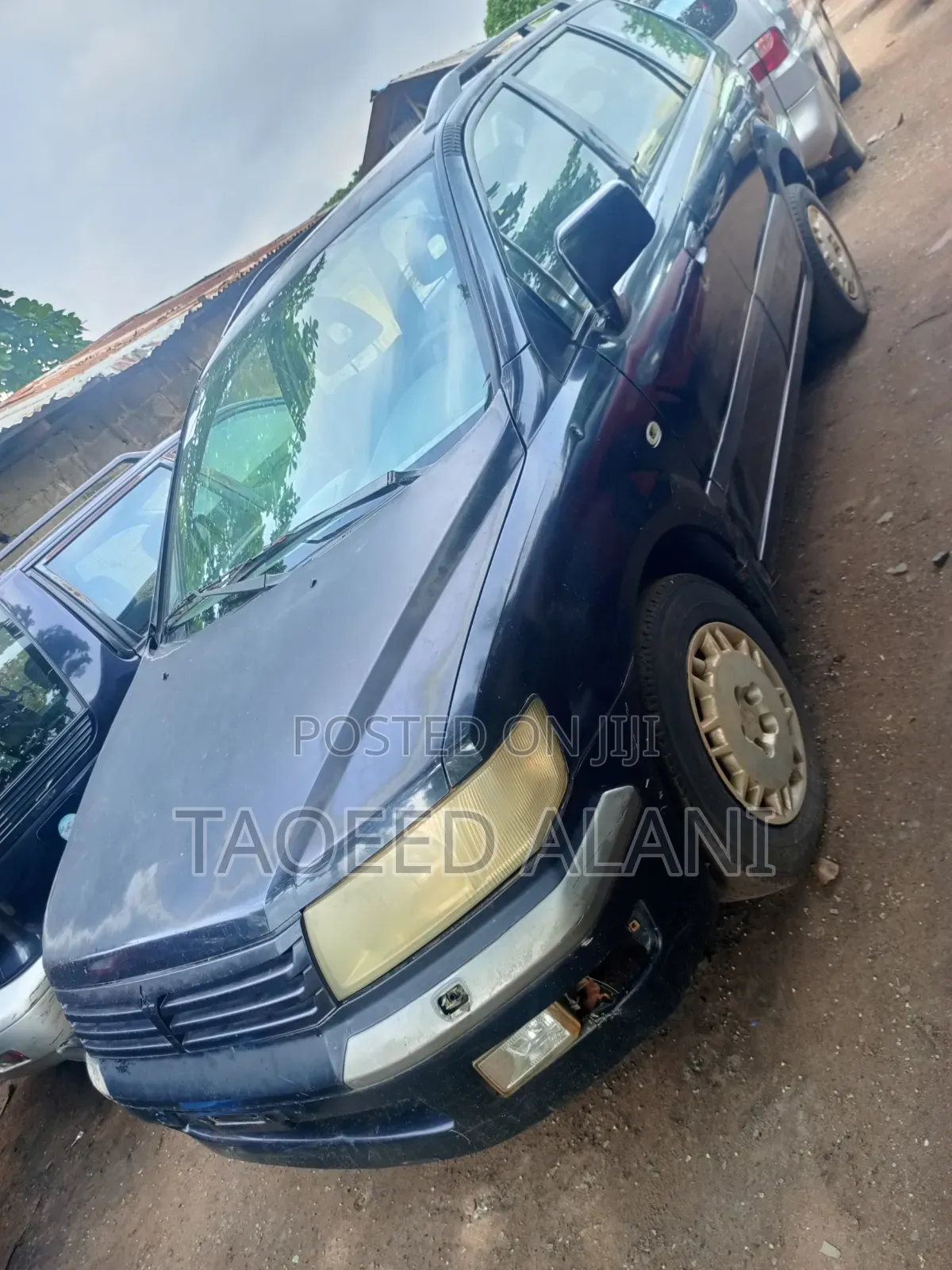 Mitsubishi SpaceWagon 2001 Black