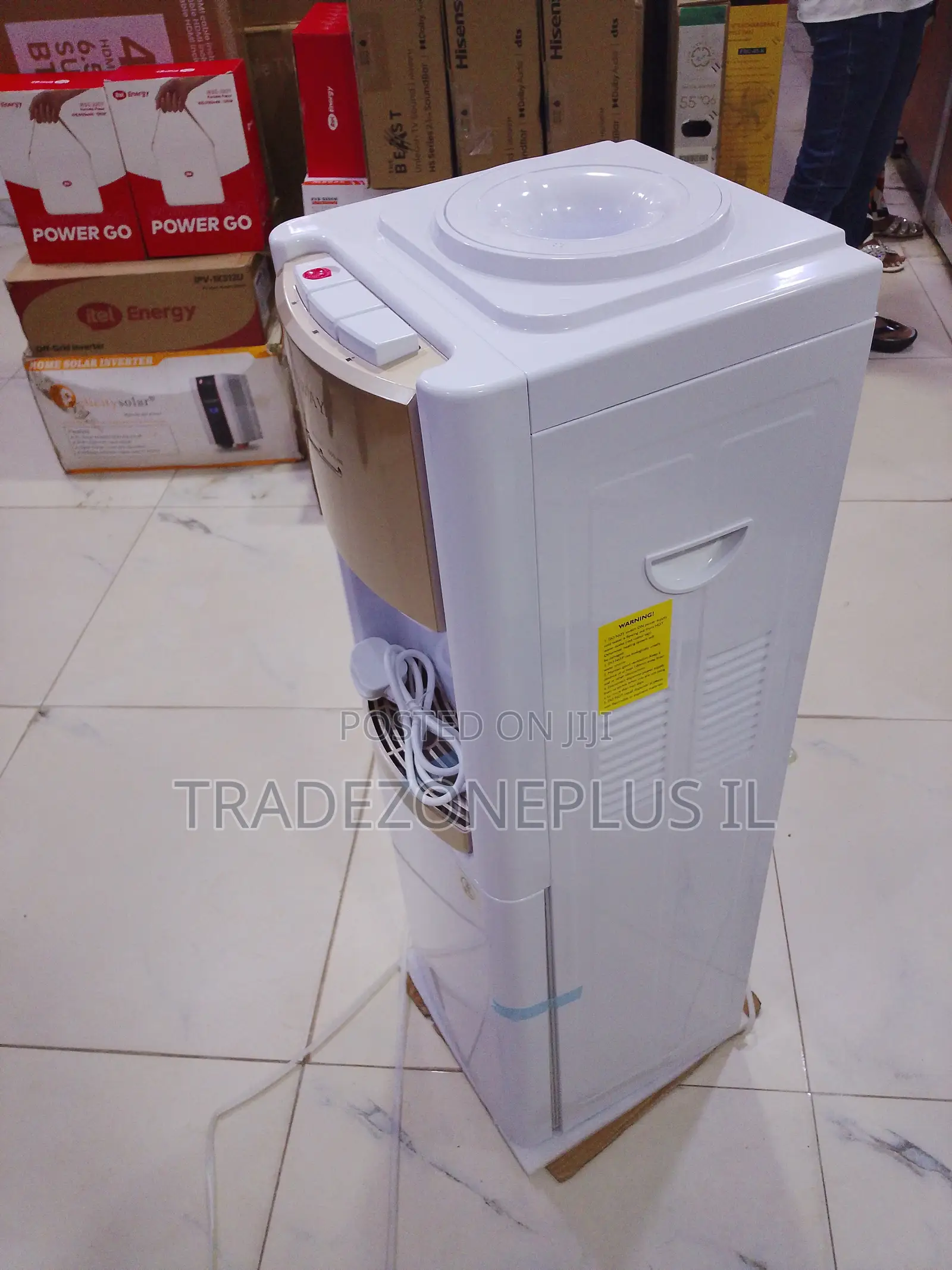 A Cway CWM26HC Water Dispenser Worth Considering