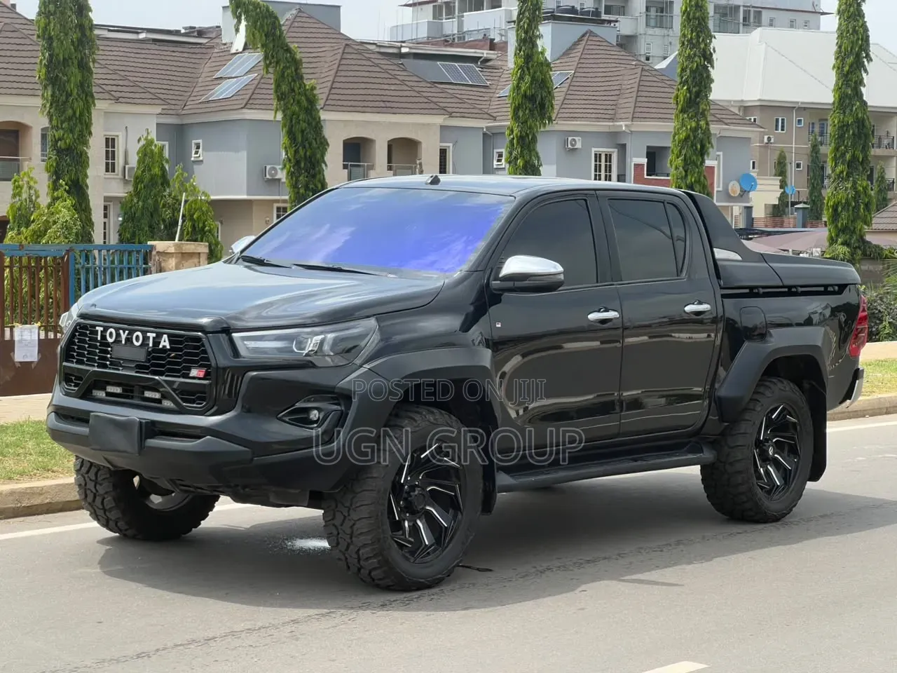 Toyota Hilux 2019 Black