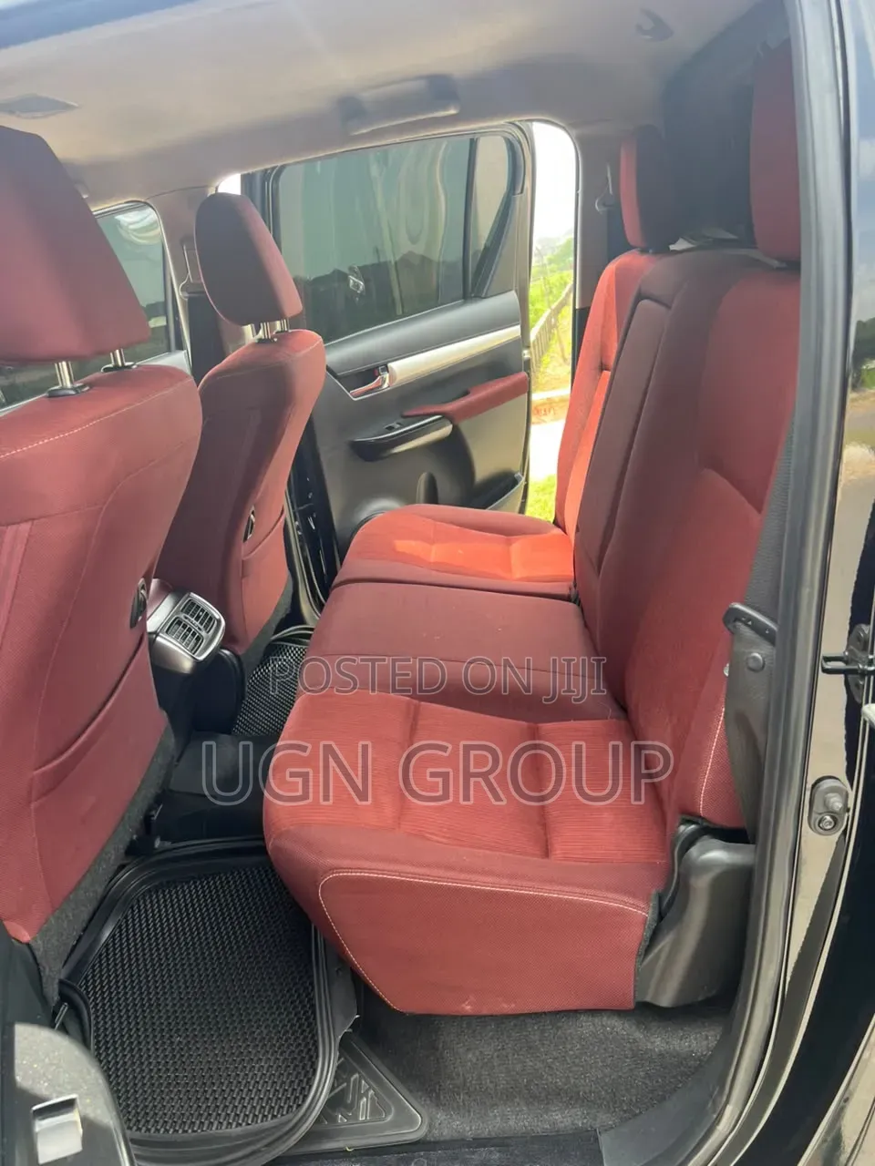 Toyota Hilux 2019 Black