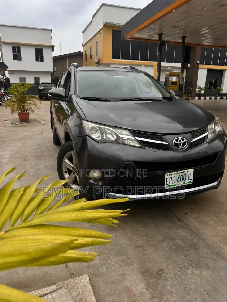 Toyota RAV4 Limited 4dr SUV (2.5L 4cyl 6A) 2015 Gray