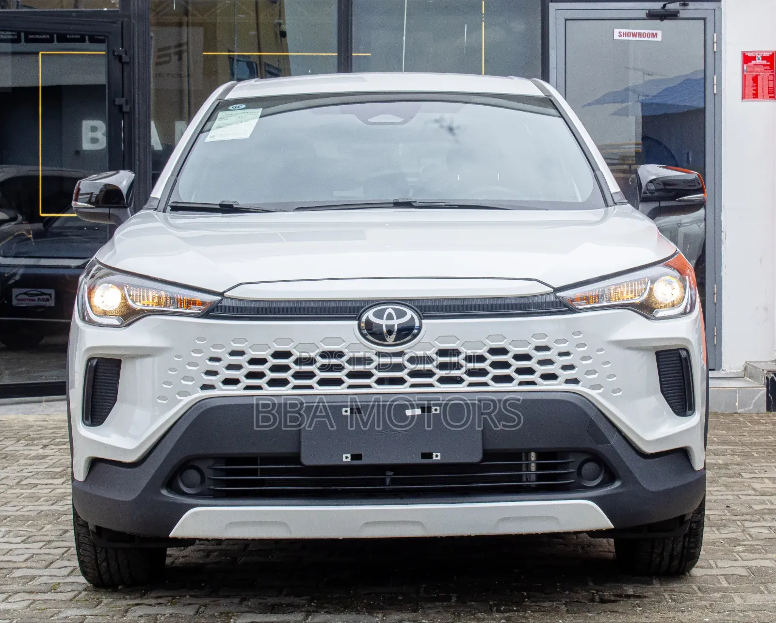 New Toyota Corolla Cross 2025 White