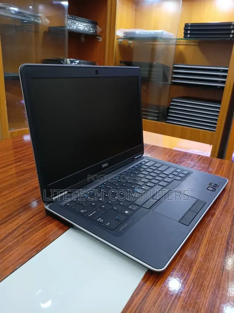 Laptop Dell Latitude E7440 8GB Intel Core i7 HDD 500GB