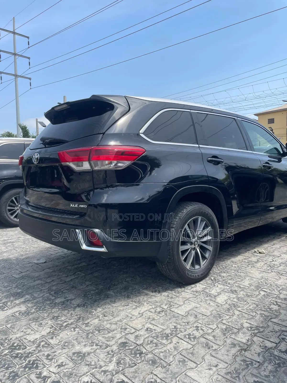 Toyota Highlander XLE 4x4 V6 (3.5L 6cyl 8A) 2017 Black