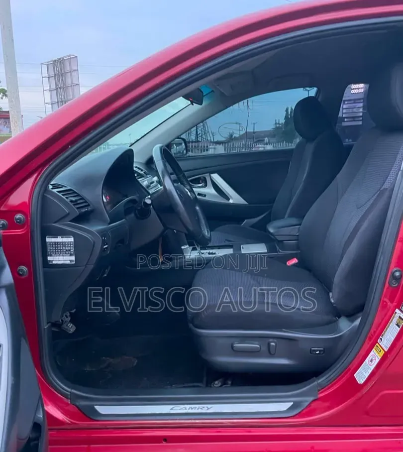 Toyota Camry 2010 Red