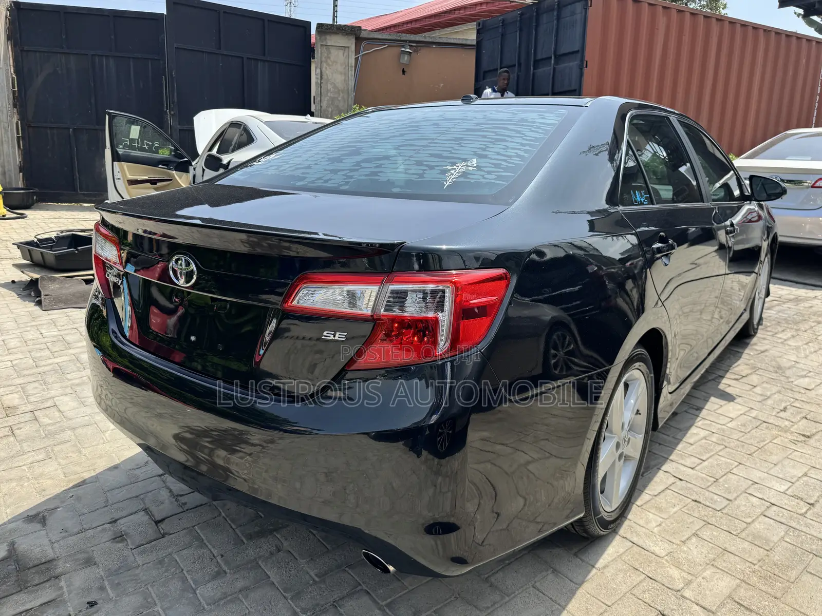 Toyota Camry SE 4dr Sedan (2.5L 4cyl 6A) 2012 Black
