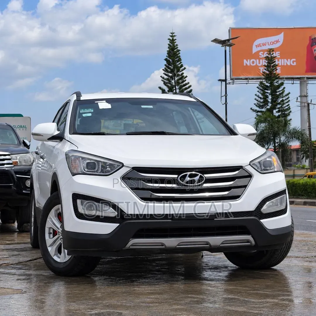 Hyundai Santa Fe 2015 White