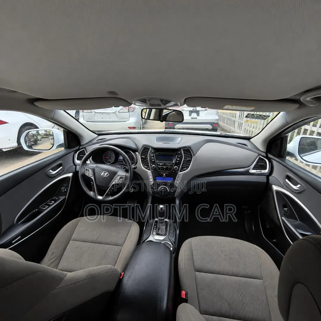 Hyundai Santa Fe 2015 White