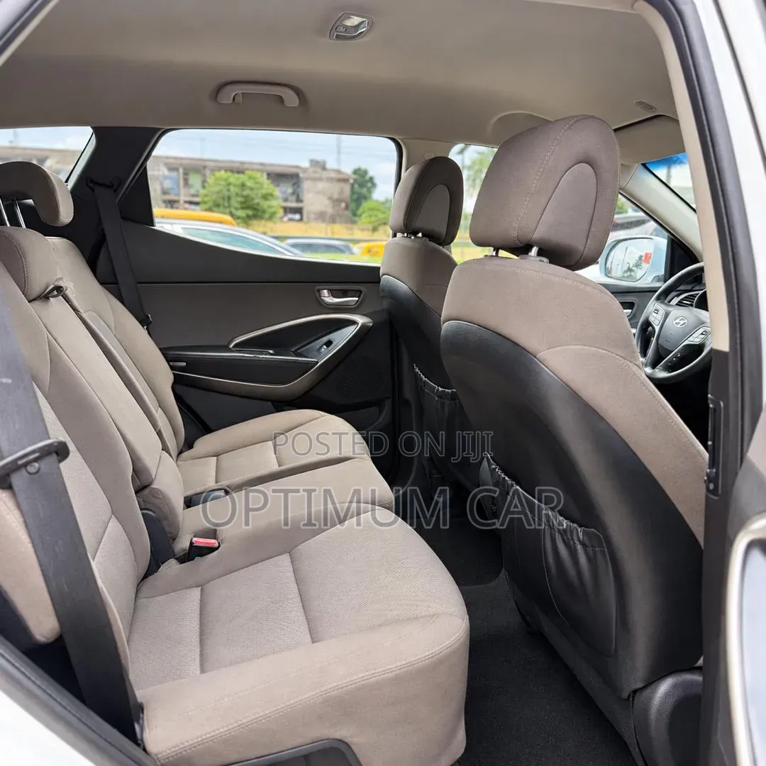 Hyundai Santa Fe 2015 White