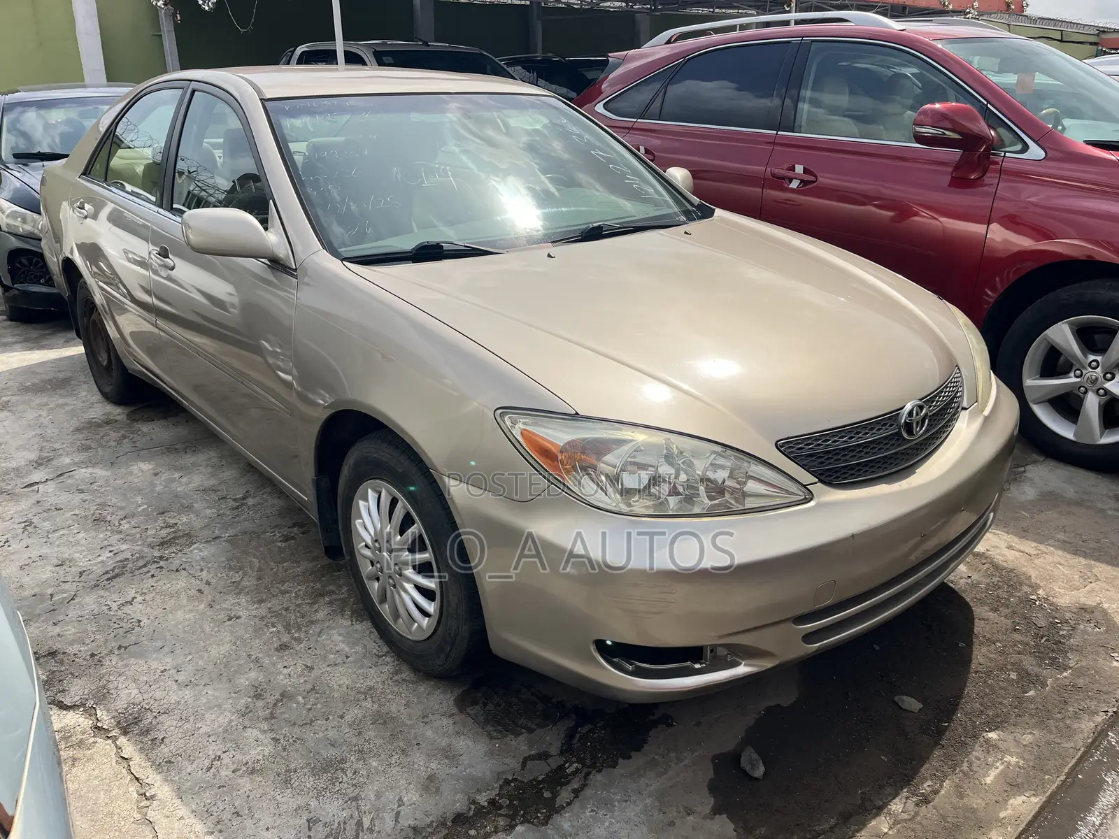 Toyota Camry LE 4dr Sedan (2.4L 4cyl 5M) 2003 Gold