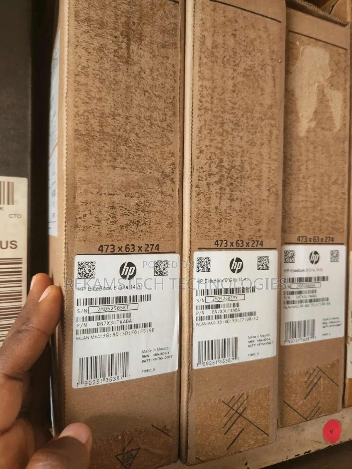 New Laptop HP EliteBook 8 G1i 64GB AMD Ryzen 9 SSD 1T