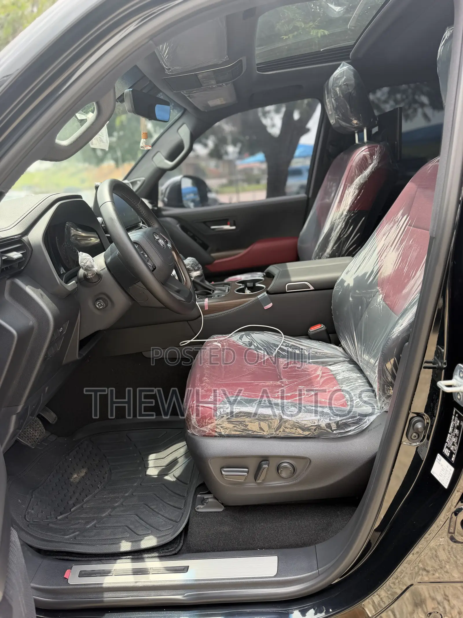 New Toyota Land Cruiser LC300 2024 Black
