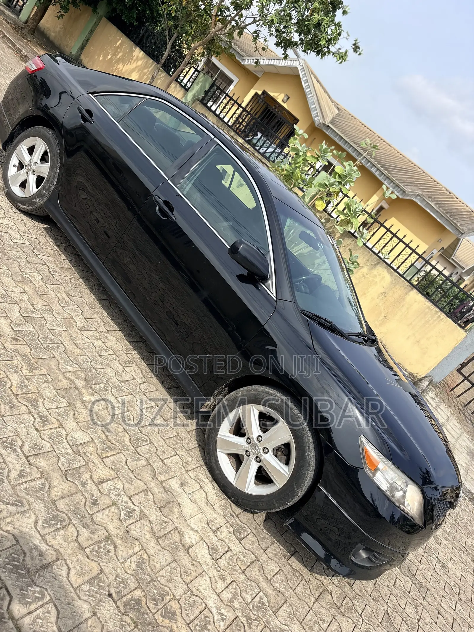 Toyota Camry SE 4dr Sedan (2.5L 4cyl 6A) 2011 Black