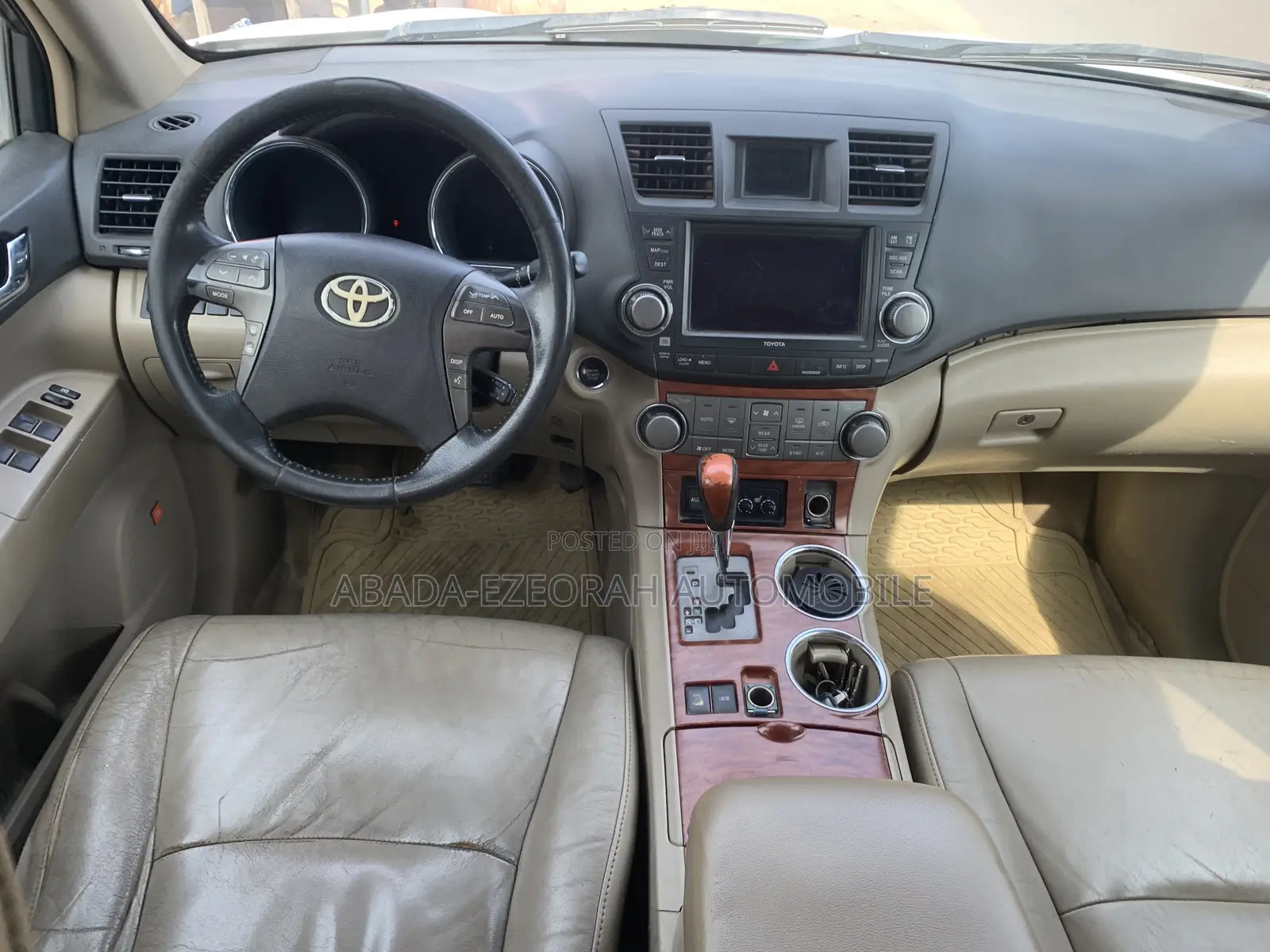 Toyota Highlander Limited 2010 White