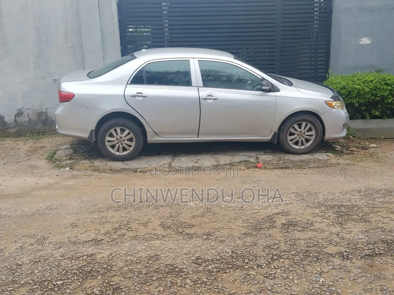 Toyota Corolla 2010 Silver