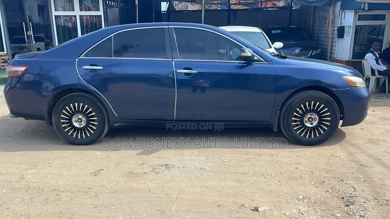 Toyota Camry LE 4dr Sedan (2.4L 4cyl 5A) 2008 Blue