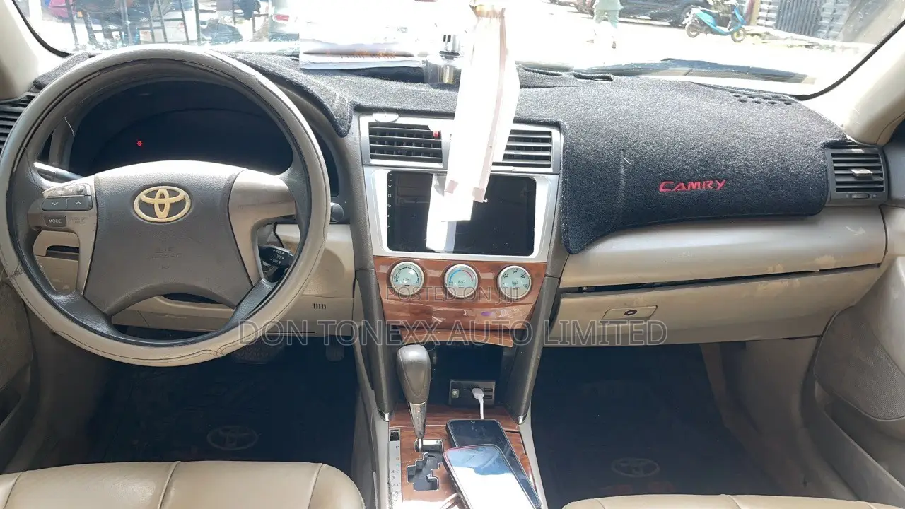 Toyota Camry LE 4dr Sedan (2.4L 4cyl 5A) 2008 Blue