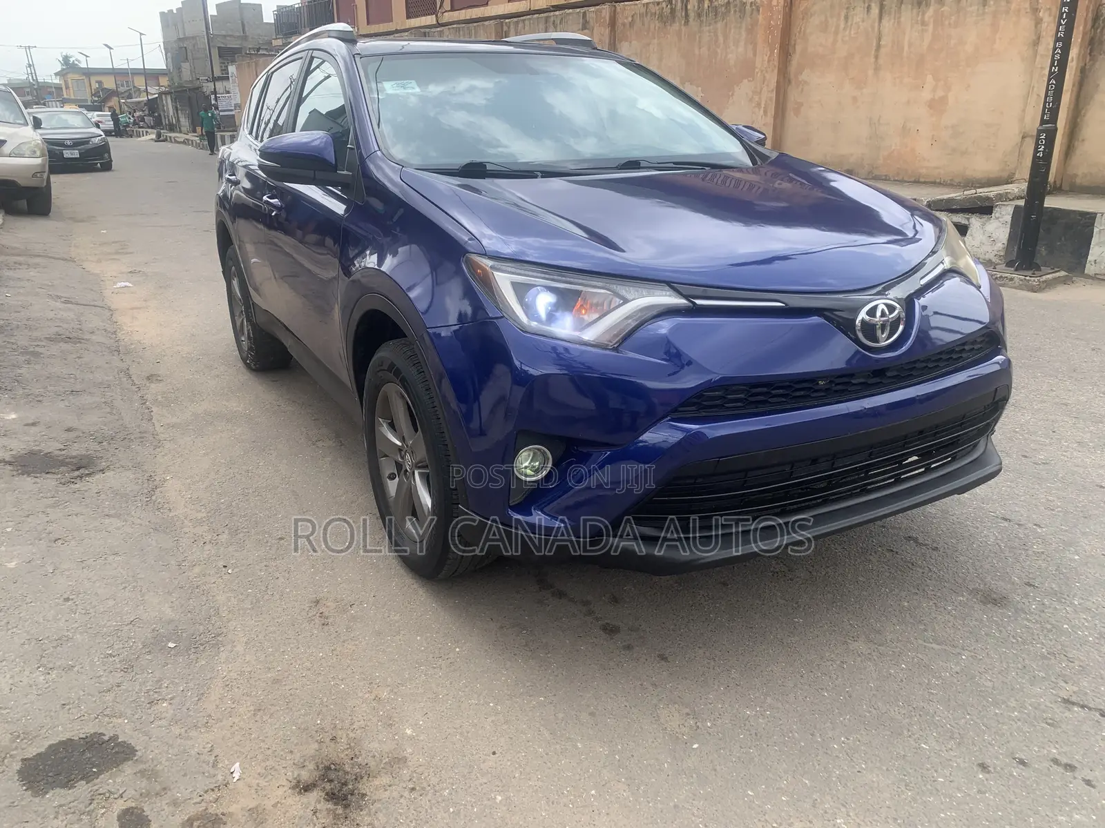 Toyota RAV4 2015 Blue
