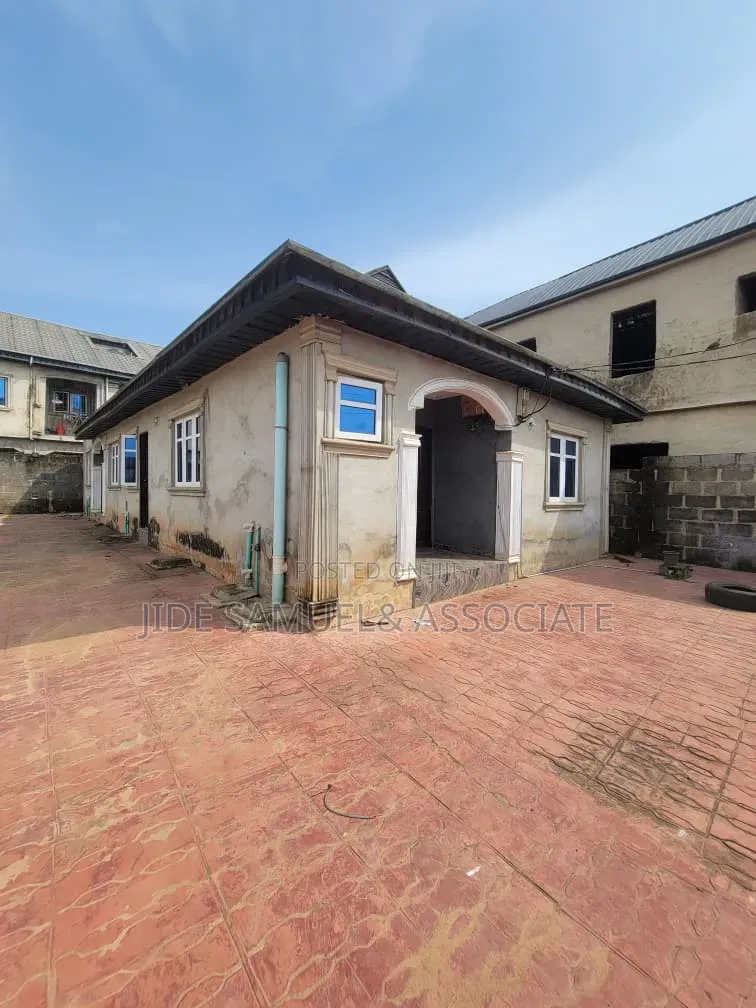 Furnished 2bdrm Bungalow in Ayobo for rent