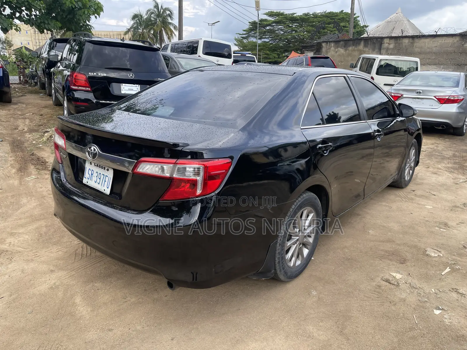 Toyota Camry LE 4dr Sedan (2.5L 4cyl 6A) 2012 Black