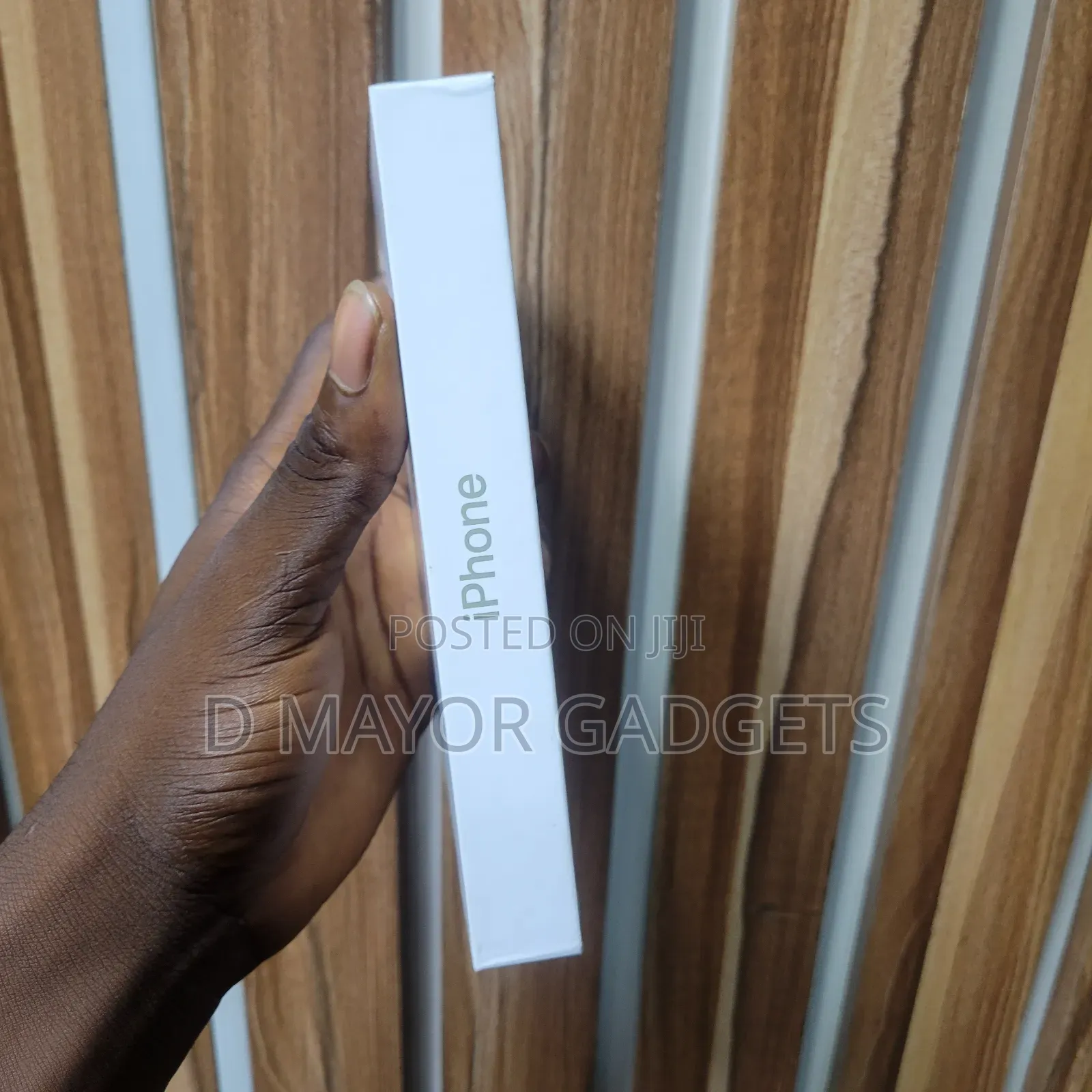 New Apple iPhone Air 256 GB Gold