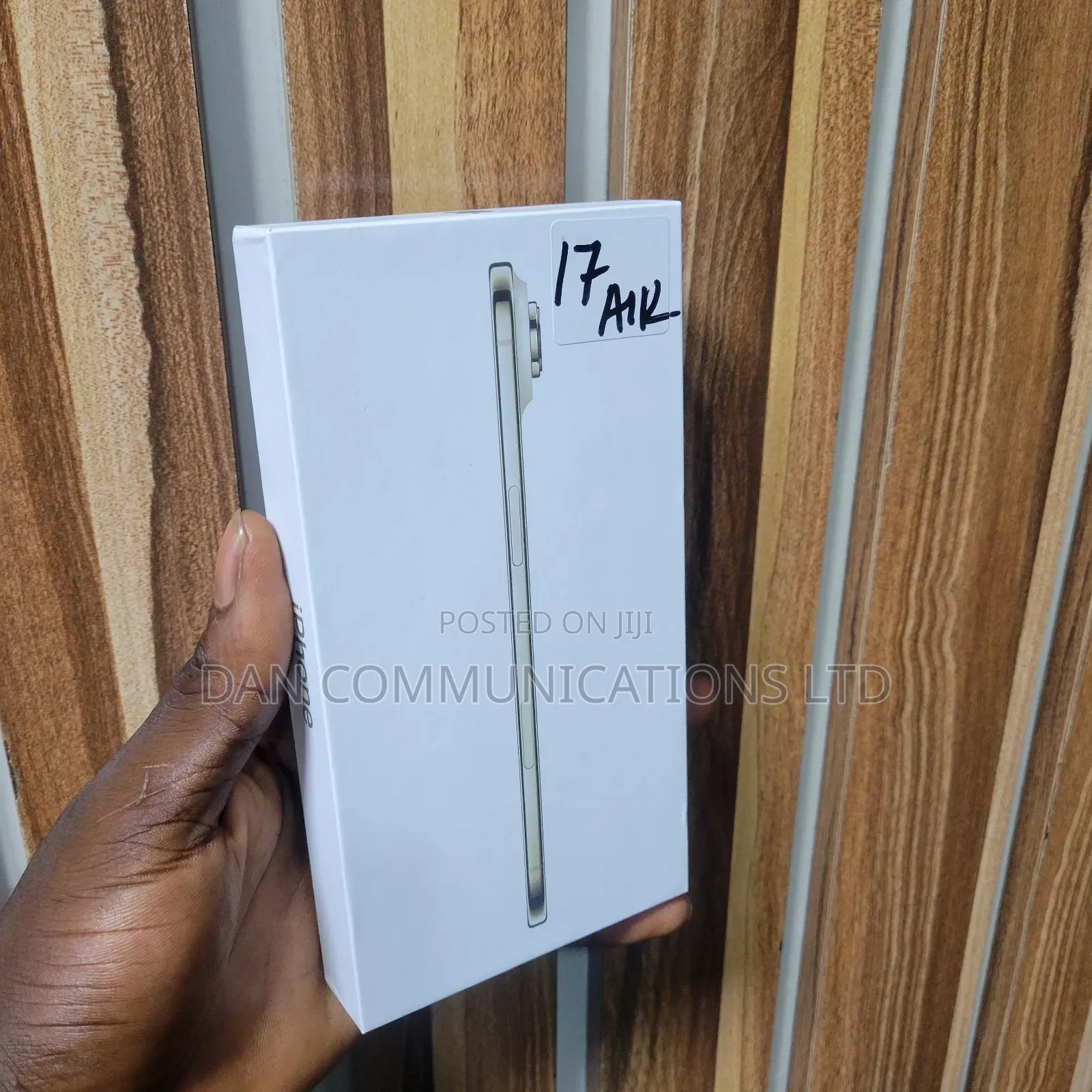 New Apple iPhone Air 256 GB Gold