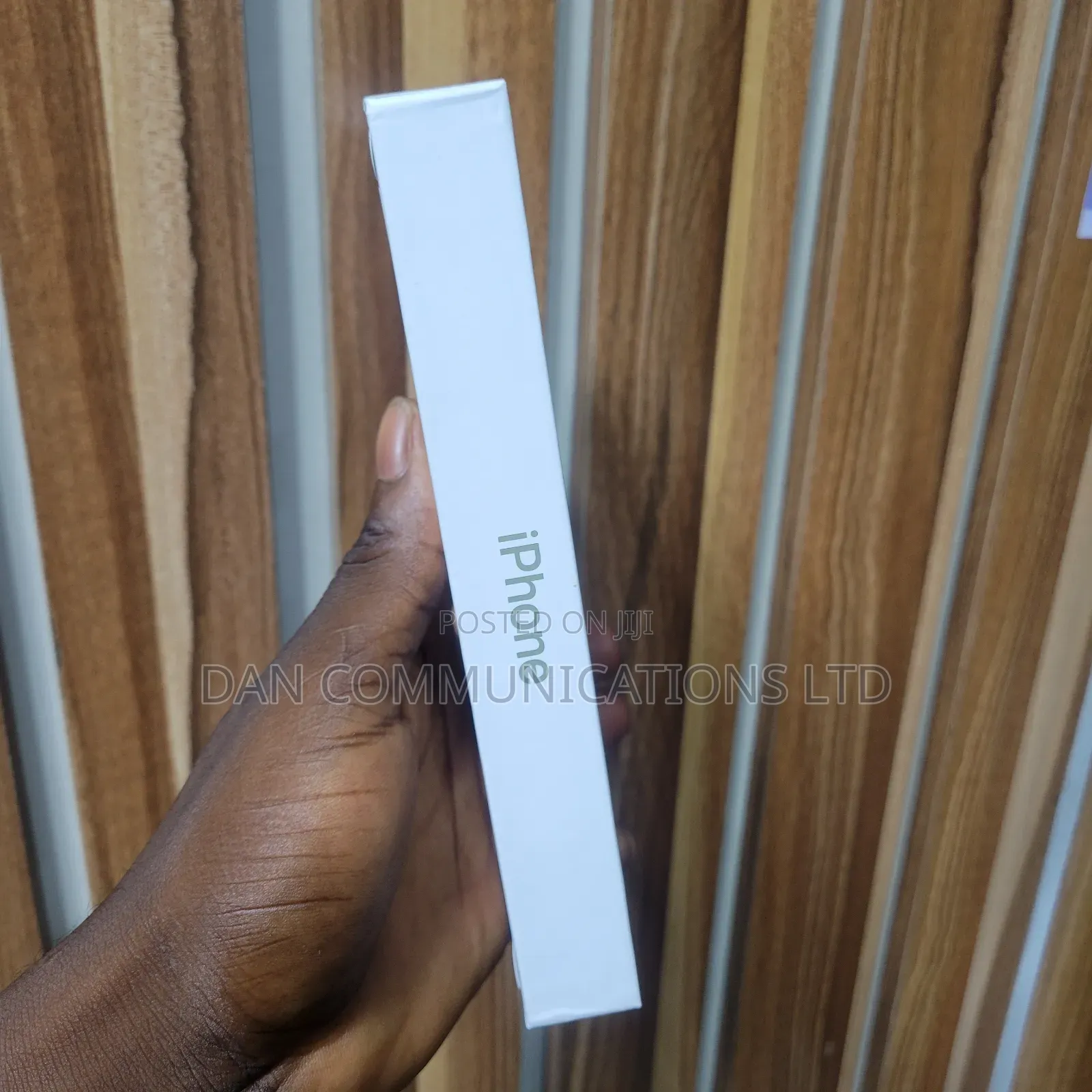 New Apple iPhone Air 256 GB Gold