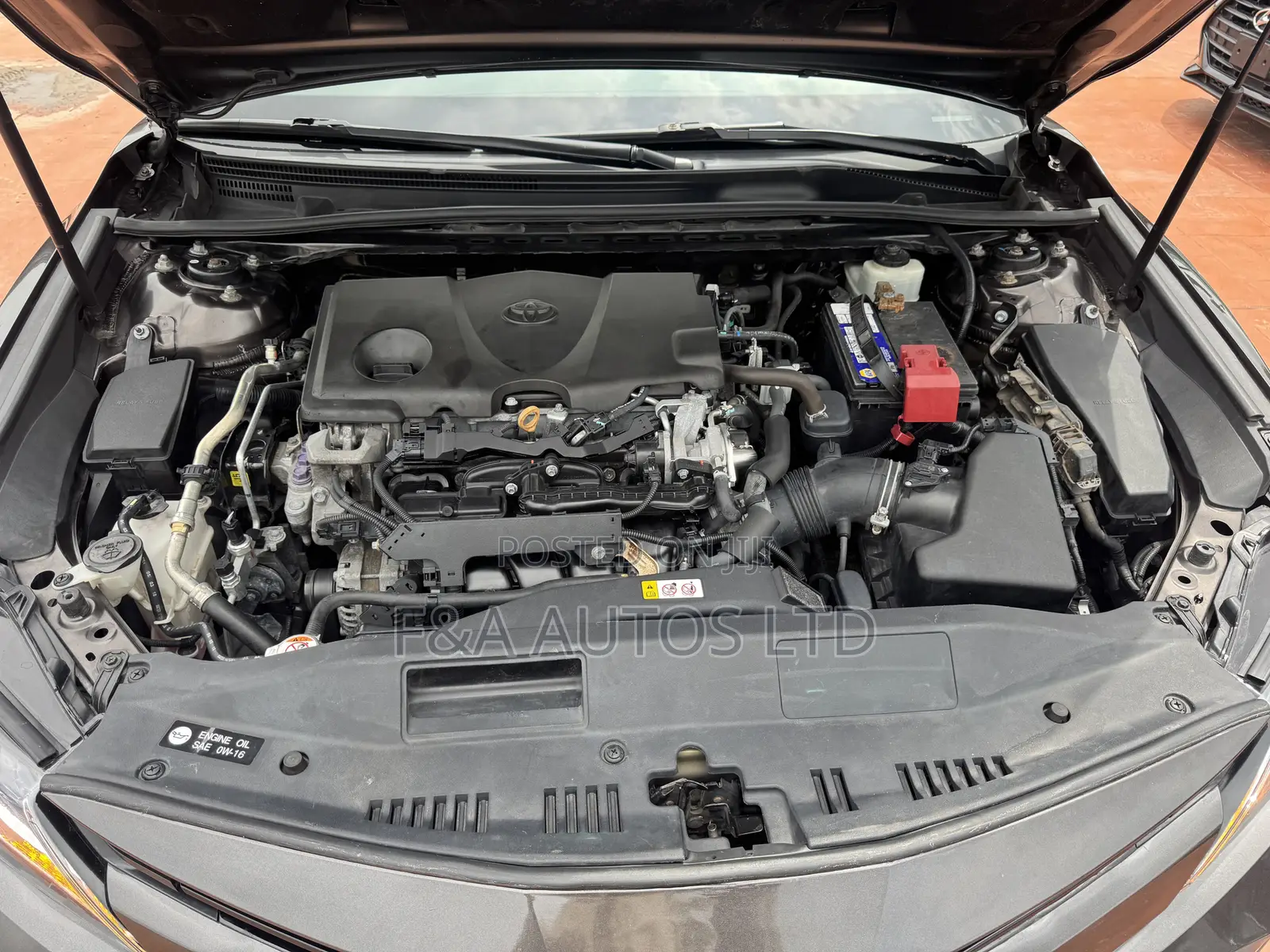 Toyota Camry XLE (2.5L 4cyl 8A) 2019 Brown