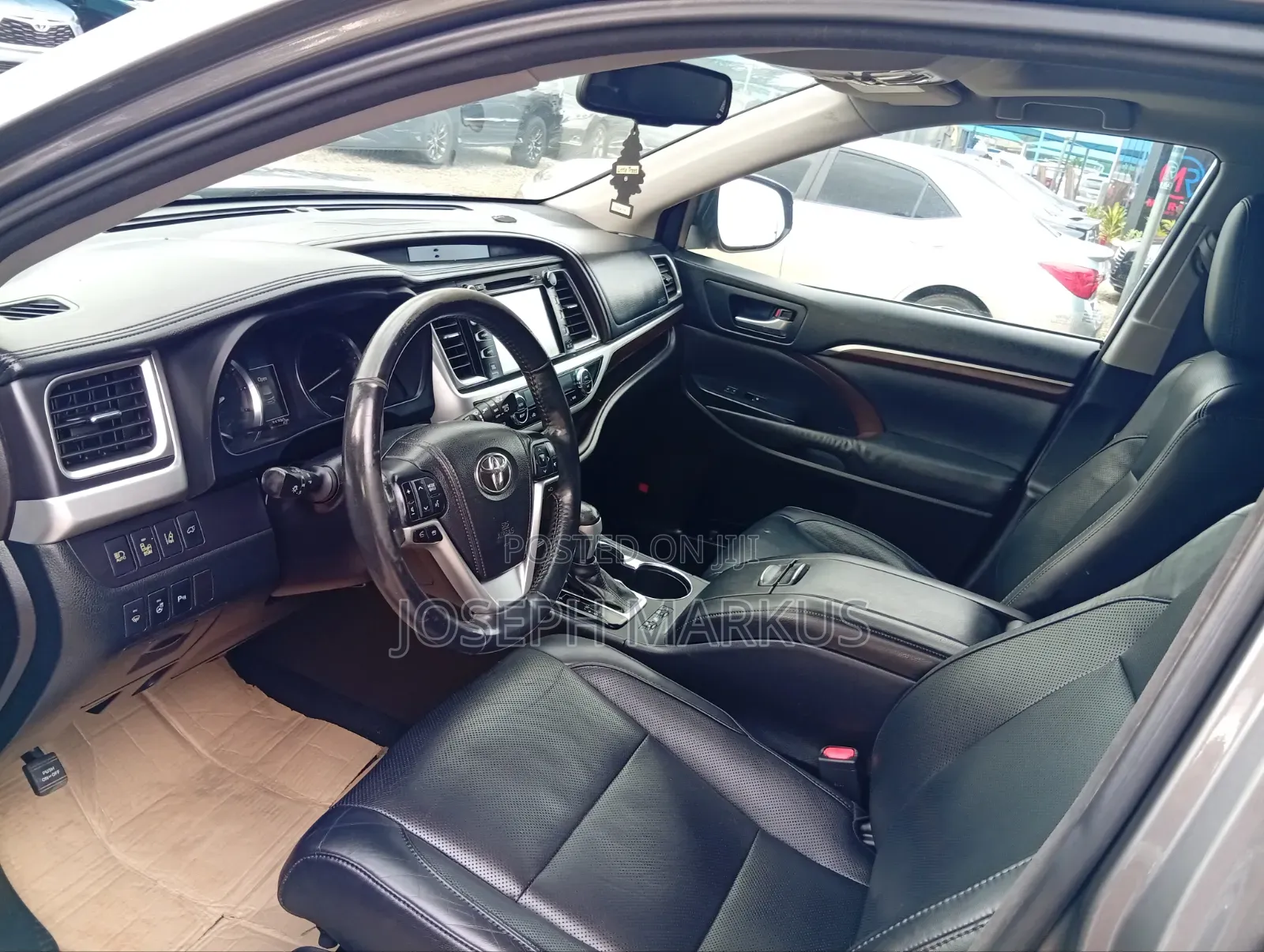 Toyota Highlander Limited 4x2 V6 (3.5L 6cyl 8A) 2018 Gray