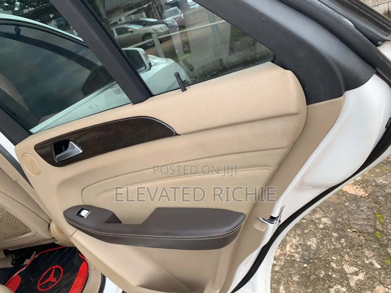 Mercedes-Benz M Class ML350 4MATIC 4dr SUV AWD (3.5L 6cyl 7A) 2014