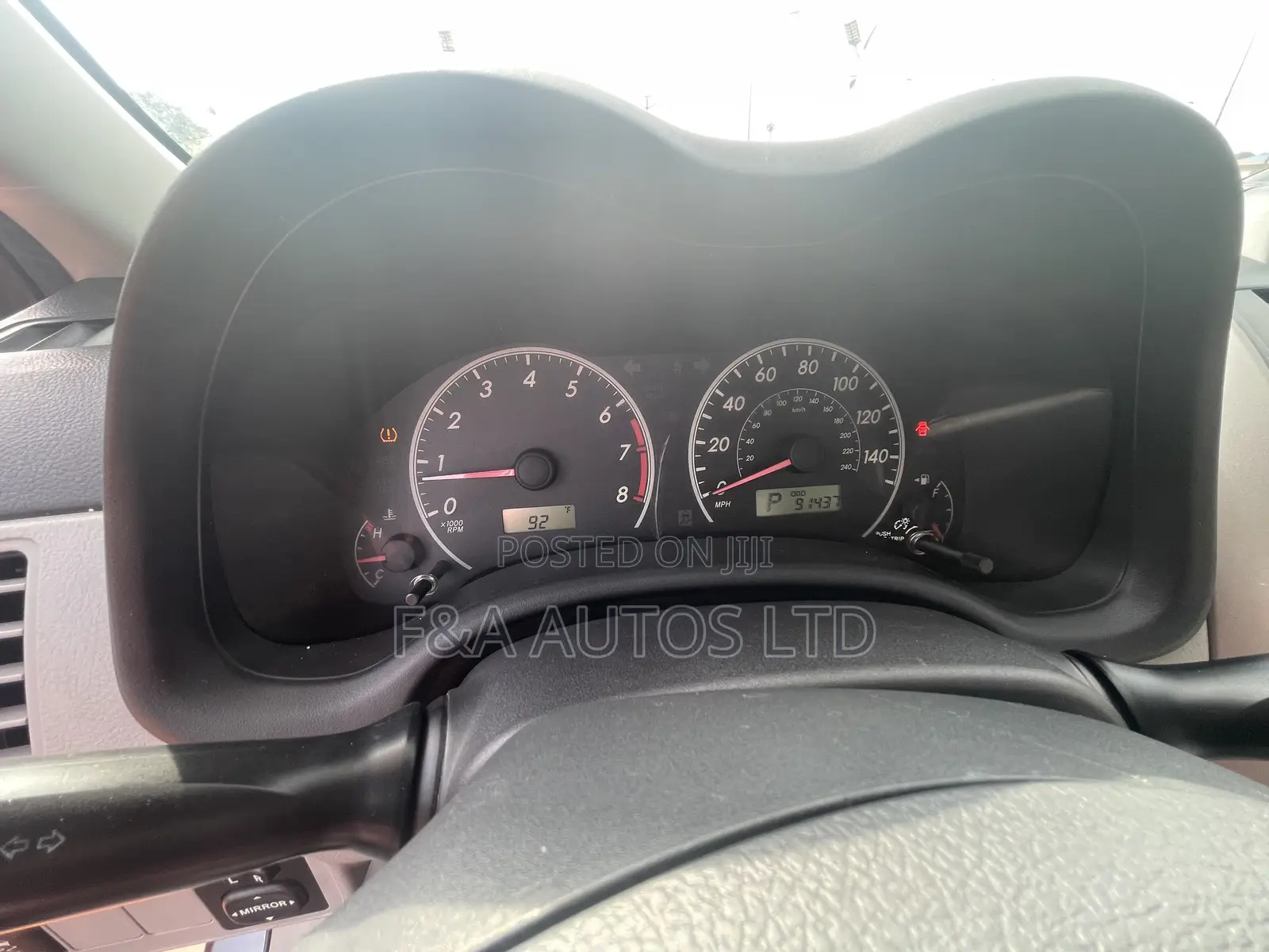 Toyota Corolla LE 4dr Sedan (1.8L 4cyl 4A) 2013 Gray