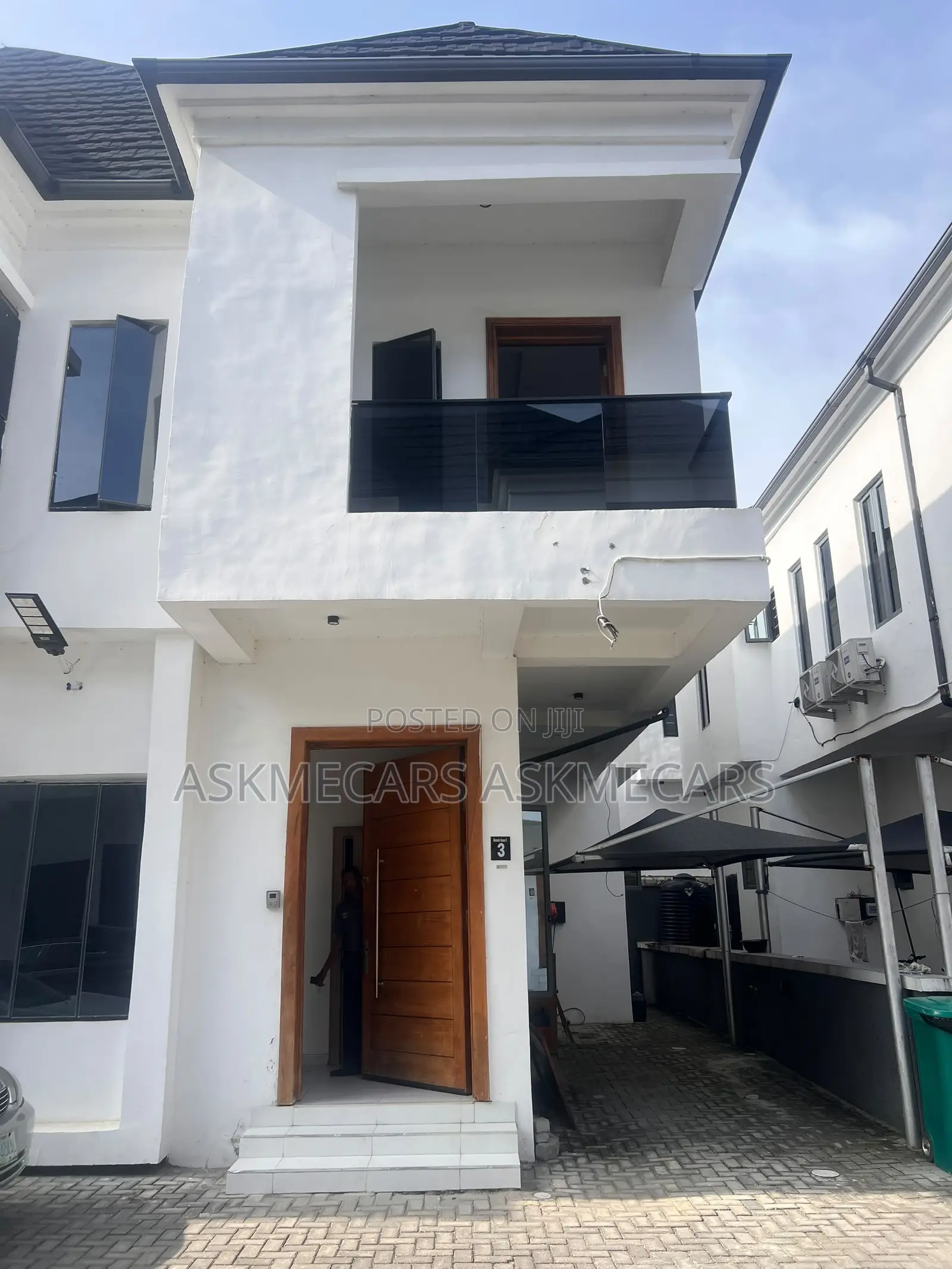 4bdrm Duplex in Harris Drive, VGC / Ajah for rent