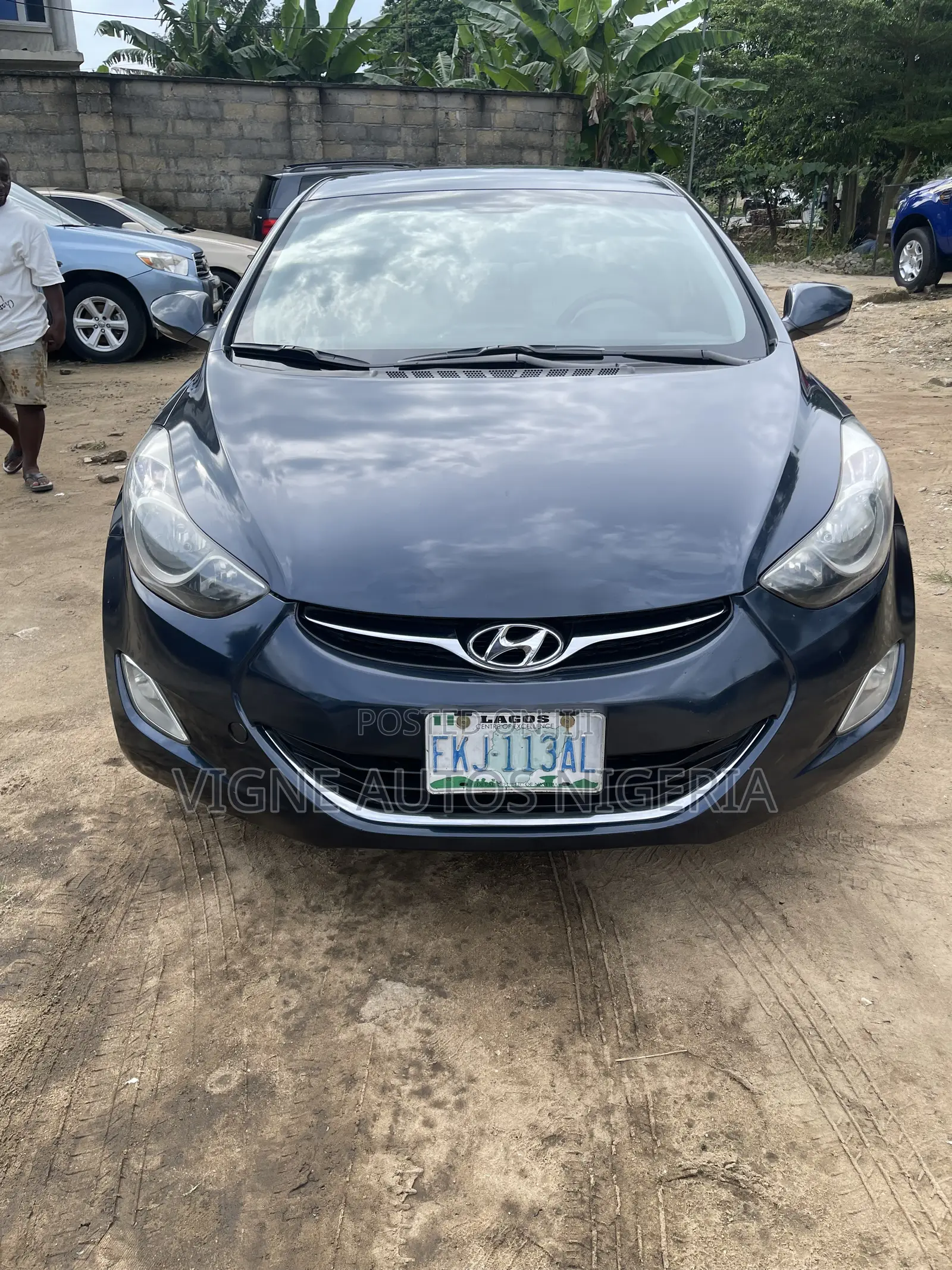 Hyundai Elantra GLS Sedan FWD (1.8L 4cyl 6A) 2013 Blue
