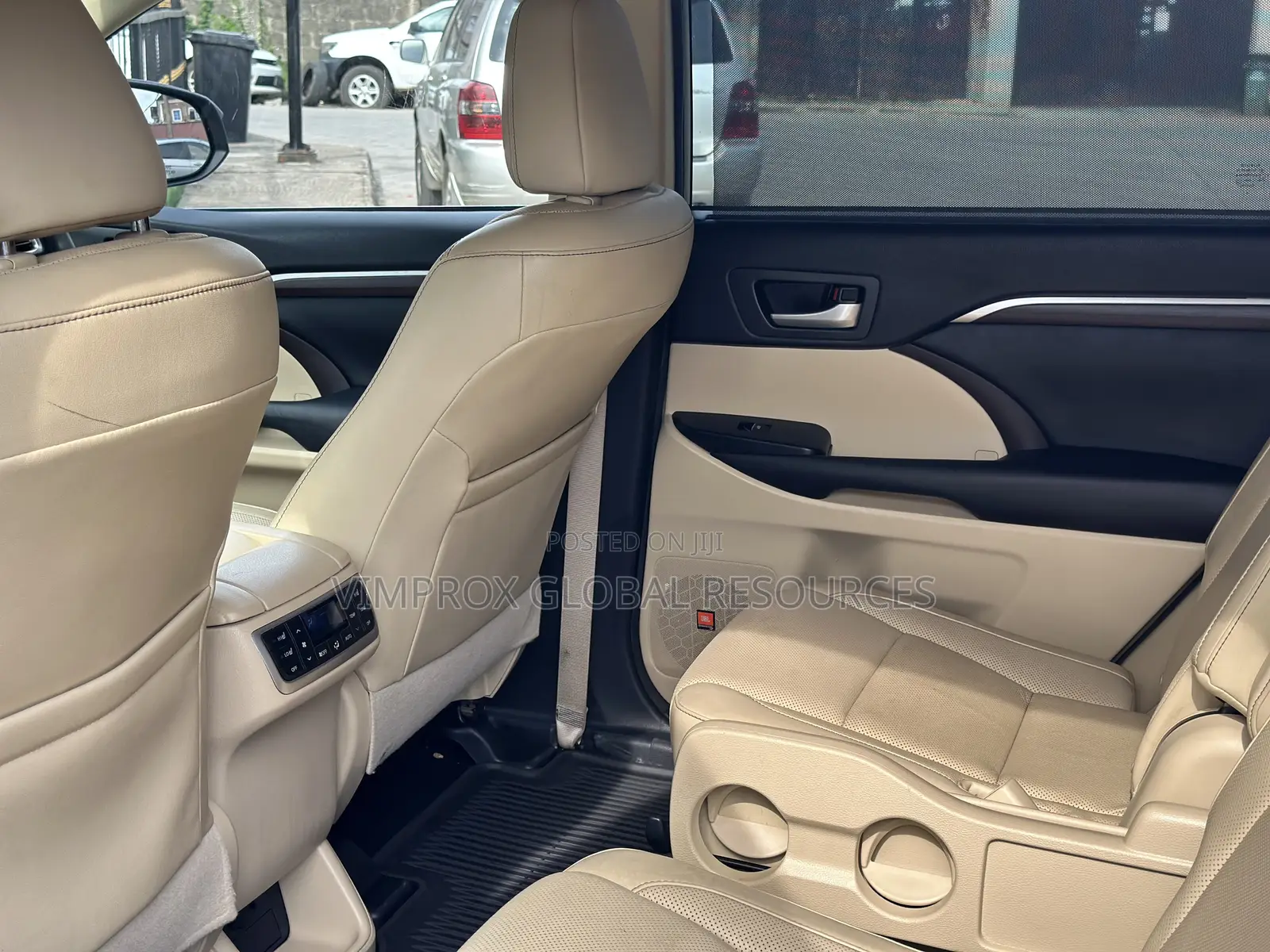 Toyota Highlander Limited V6 4x2 (3.5L 6cyl 6A) 2016 Gray