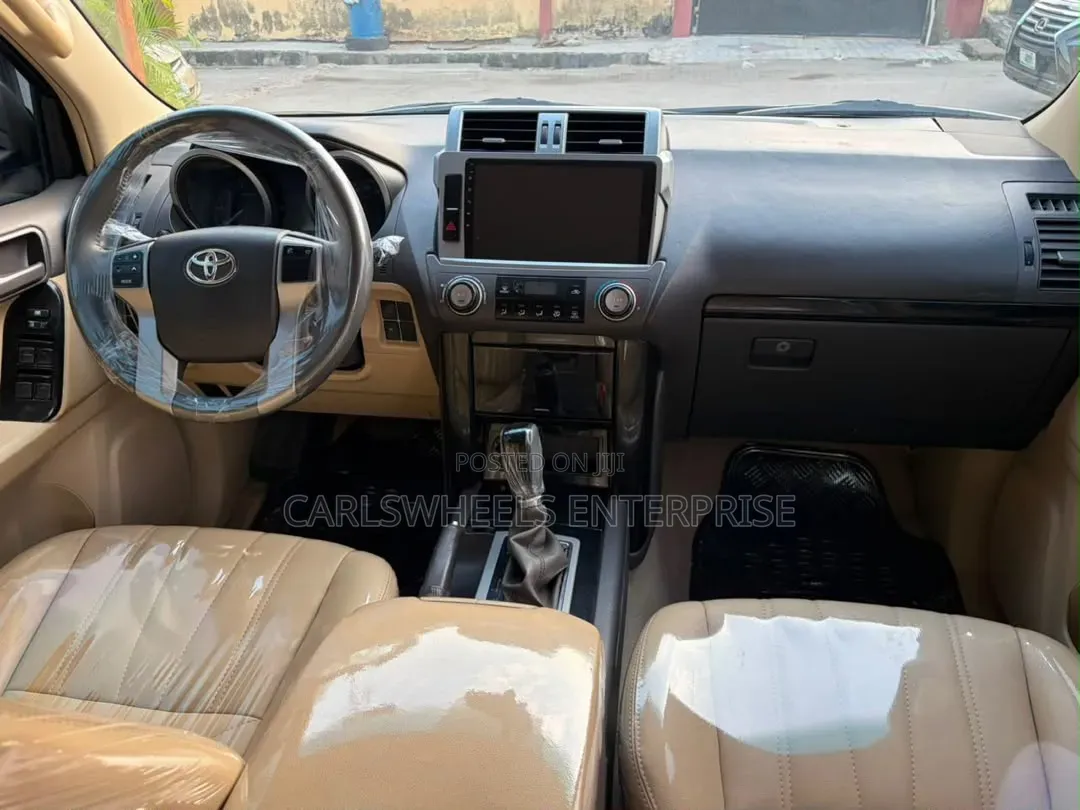 Toyota Land Cruiser Prado 2014 Black