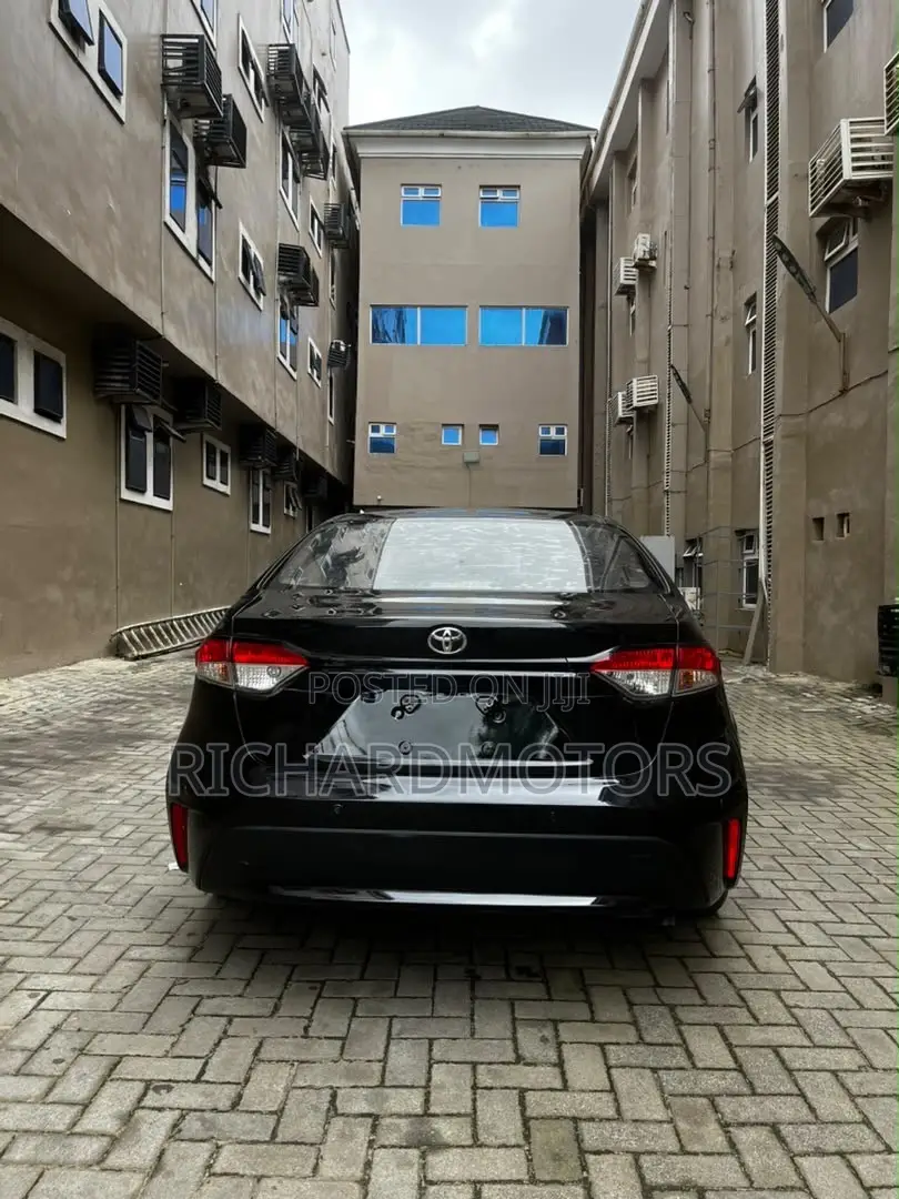 Toyota Corolla XSE 2022 Black