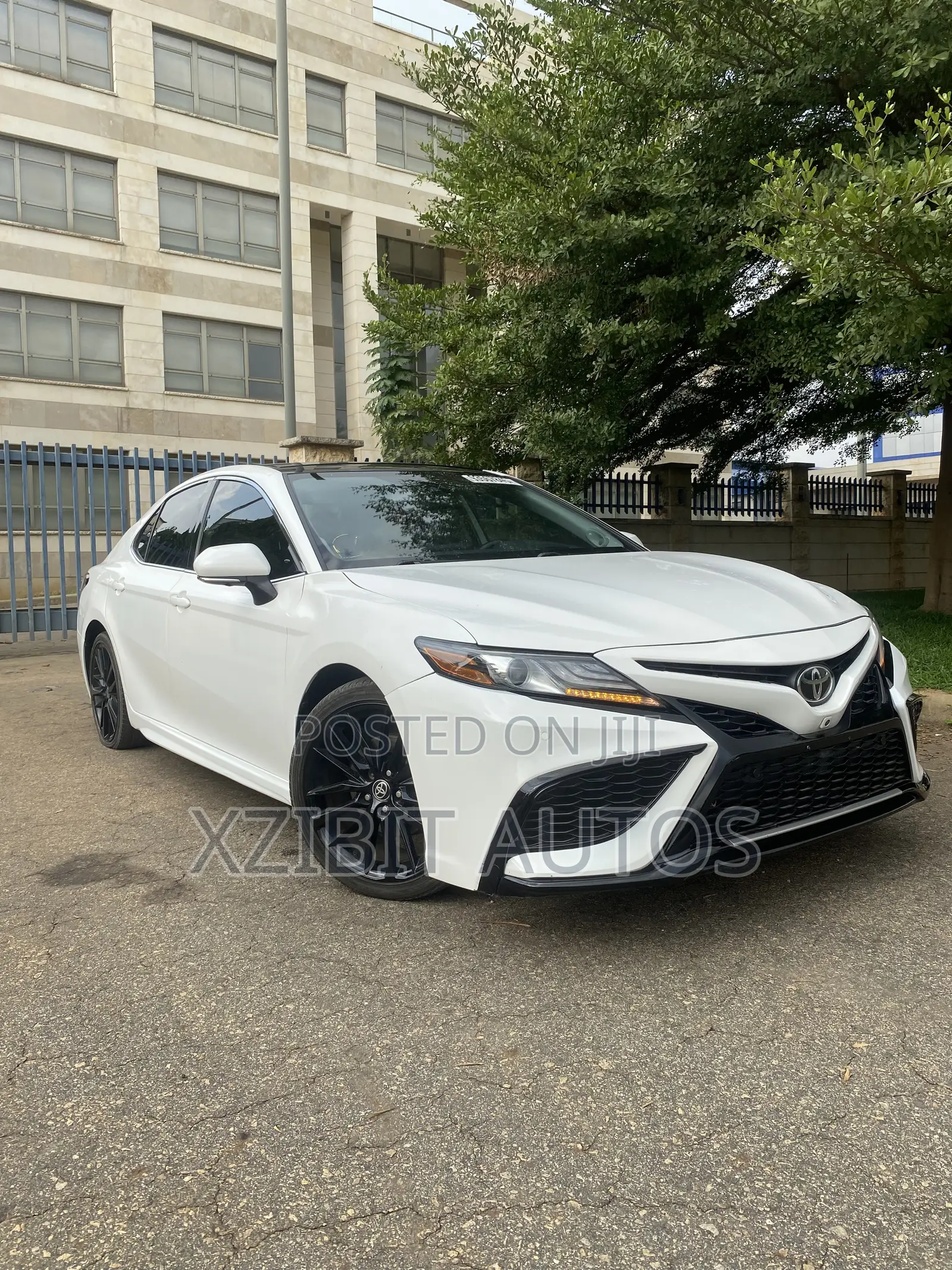 Toyota Camry XSE 2021 White