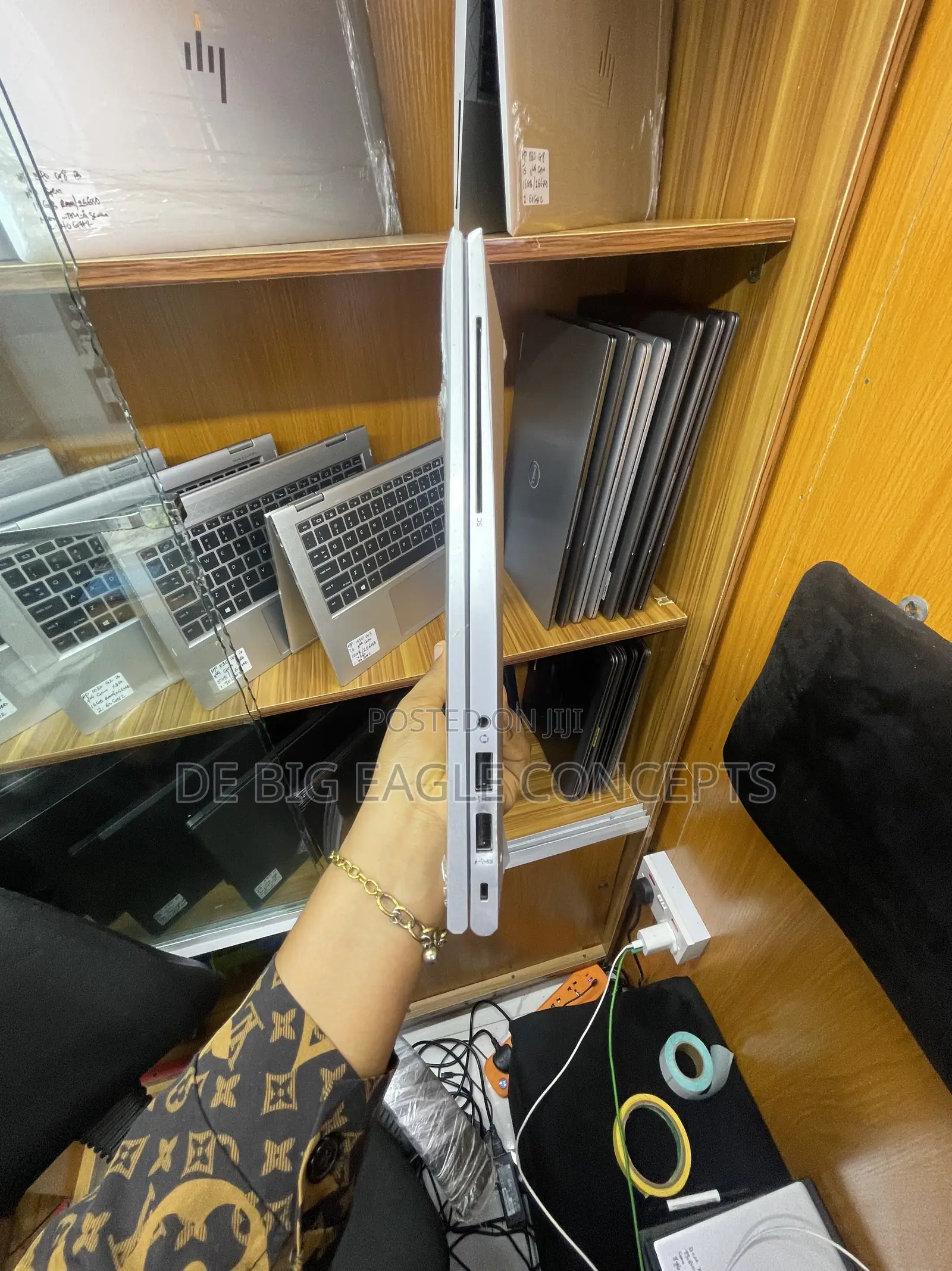 Laptop HP EliteBook 840 G8 16GB Intel Core i7 SSD 256GB
