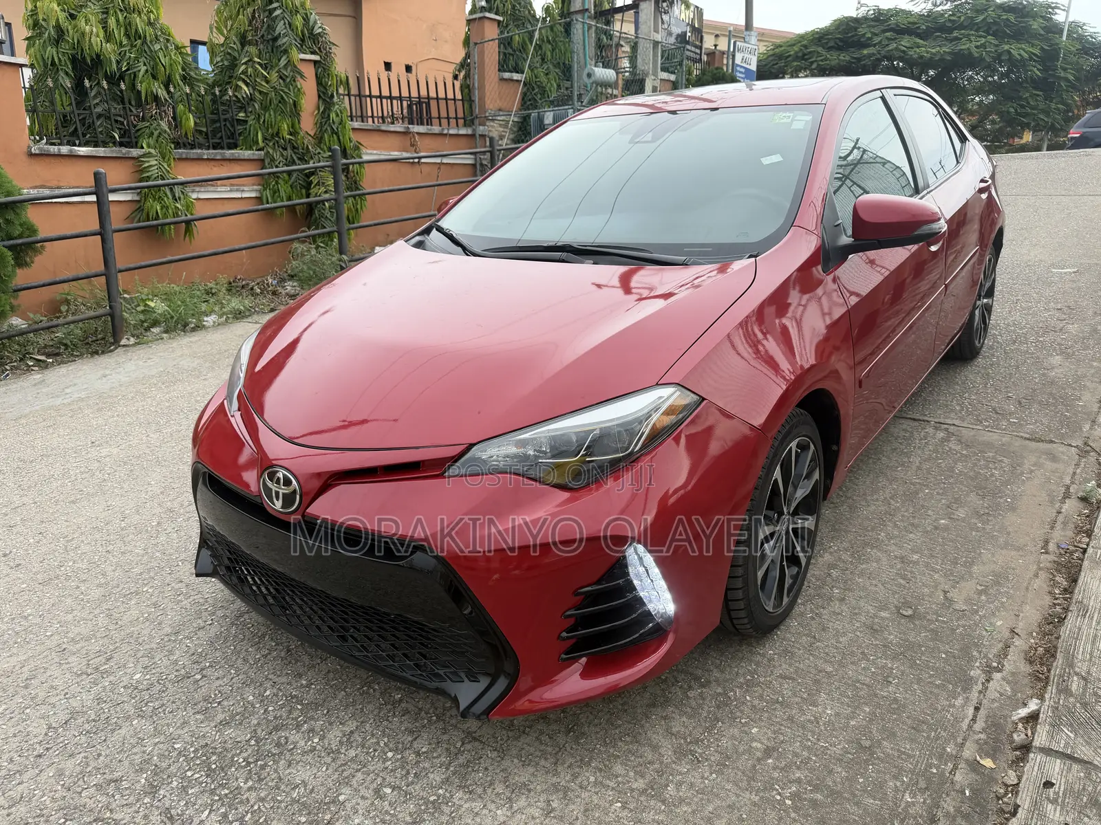 Toyota Corolla XSE (1.8L 4cyl 2A) 2018 Red