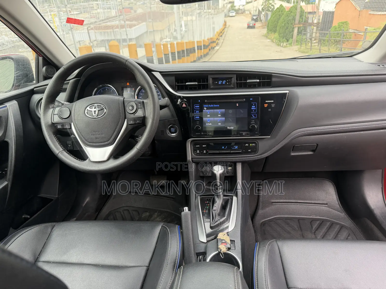 Toyota Corolla XSE (1.8L 4cyl 2A) 2018 Red