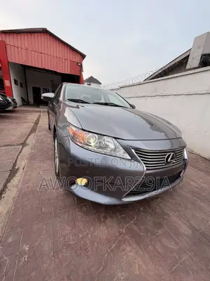 Lexus ES 350 FWD 2014 Gray