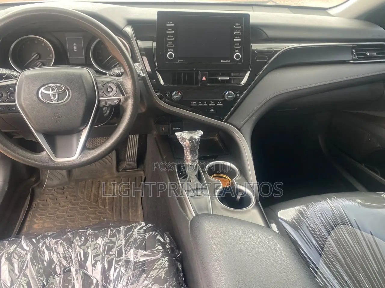 Toyota Camry LE 2022 Black