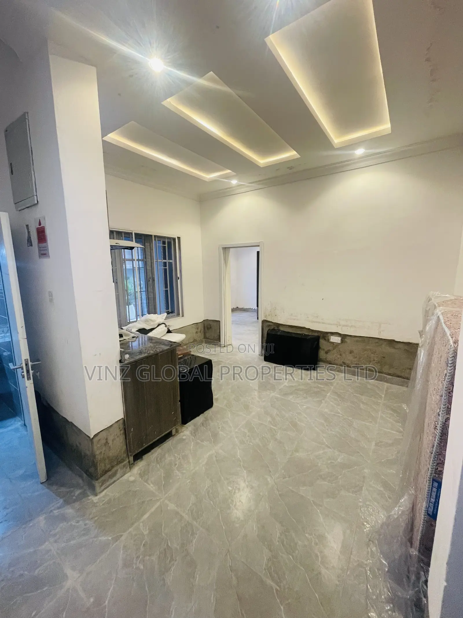 1bdrm Apartment in Lekki Phase 1 for rent