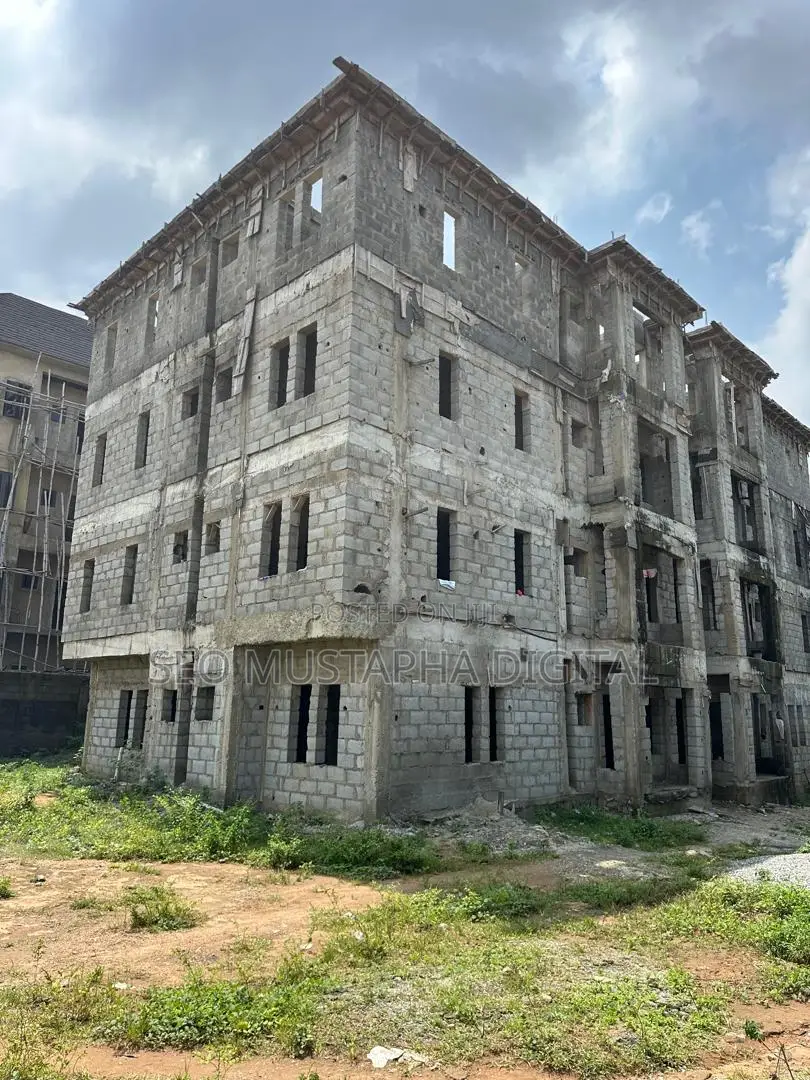 3bdrm Apartment in Life Camp for sale