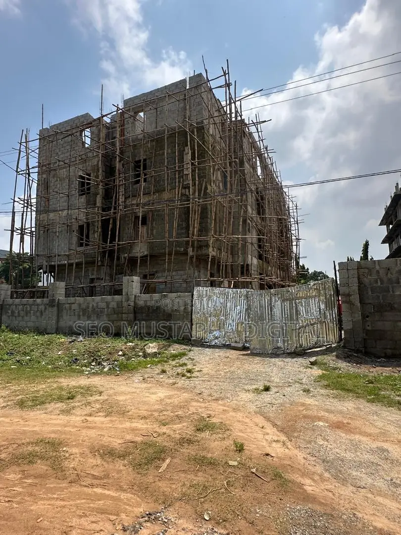 3bdrm Apartment in Life Camp for sale
