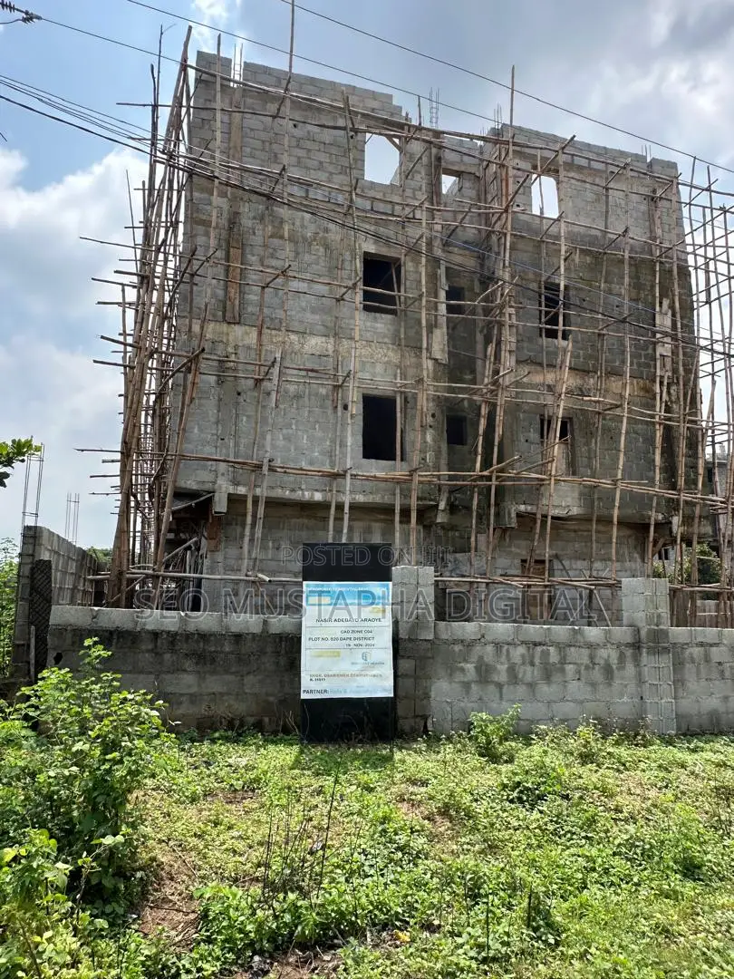 3bdrm Apartment in Life Camp for sale