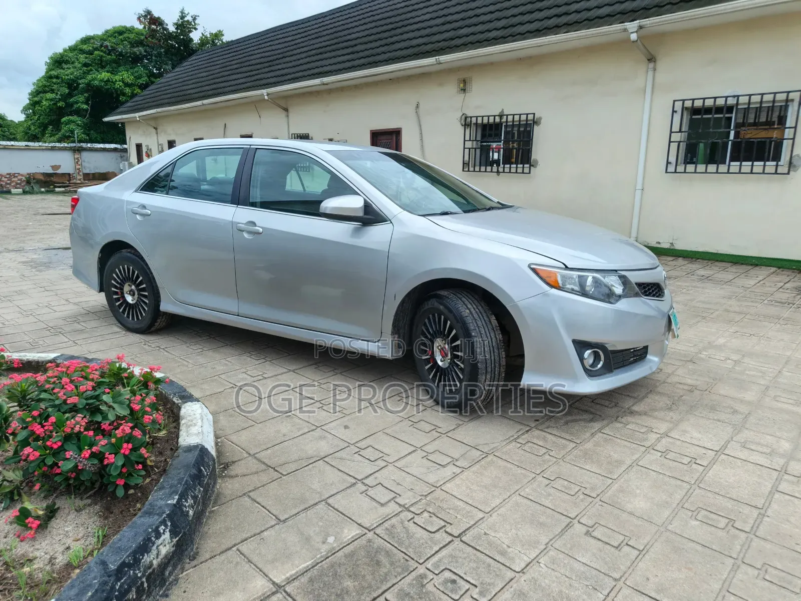 Toyota Camry 2013 Silver