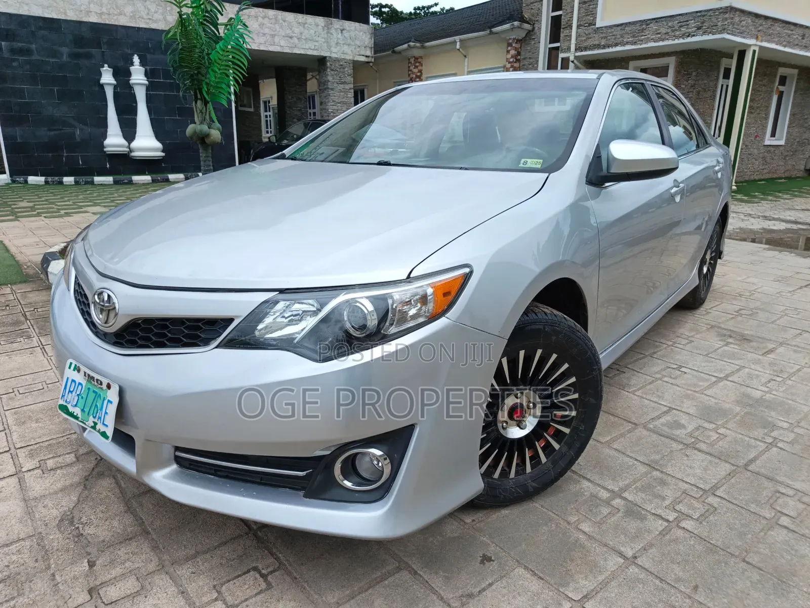 Toyota Camry 2013 Silver
