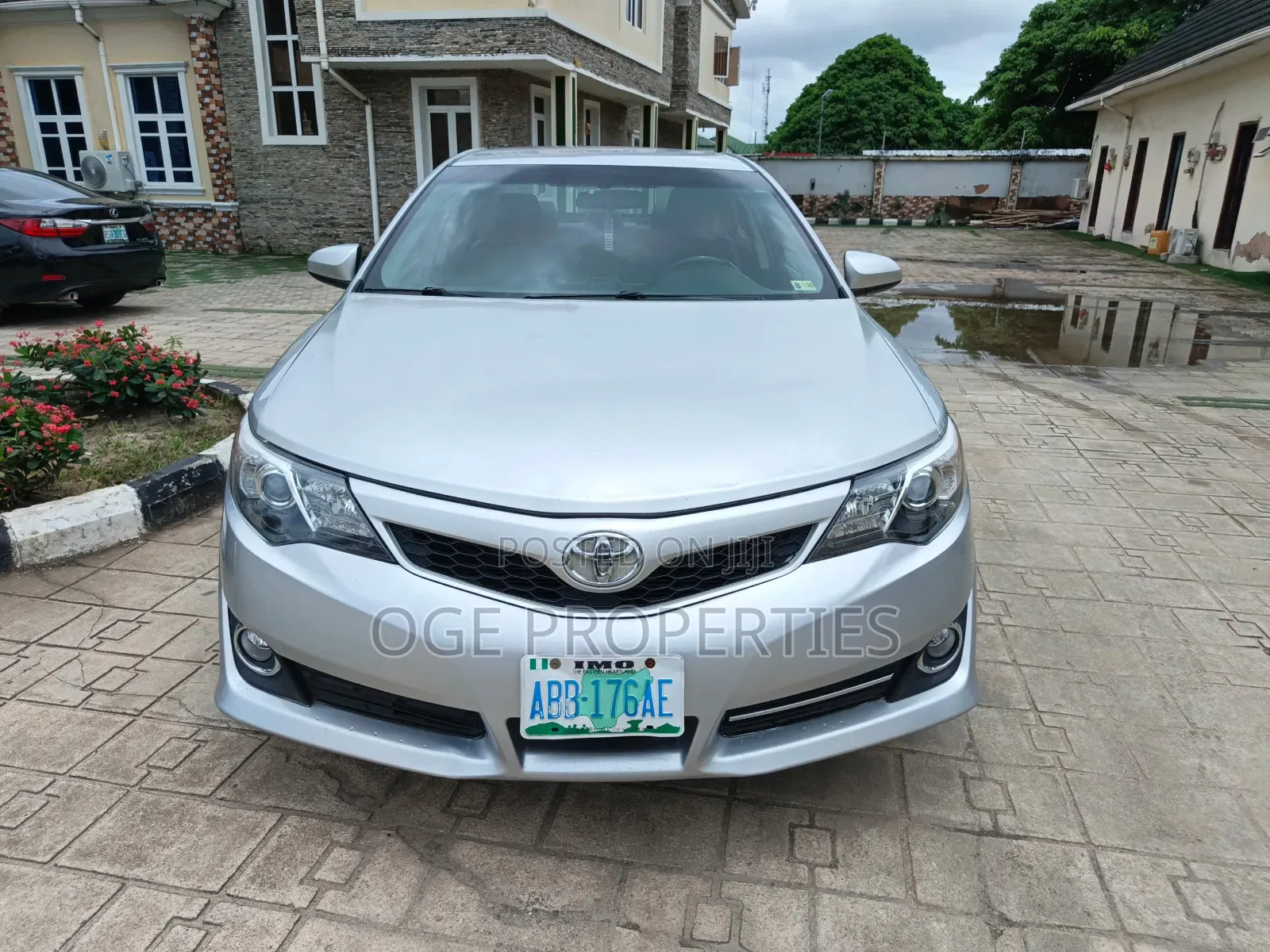 Toyota Camry 2013 Silver