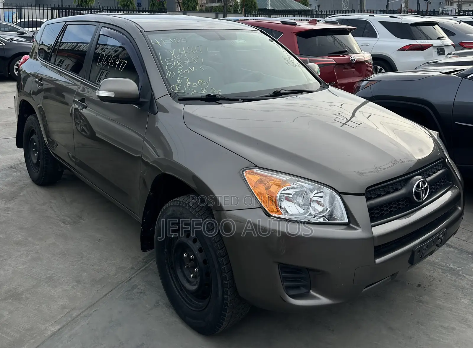 Toyota RAV4 2.5 2011 Brown